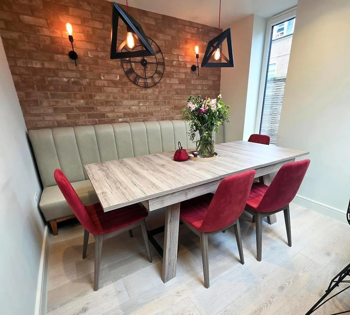 Holiday home Chic 2 Bedroom Modern Cave House London
