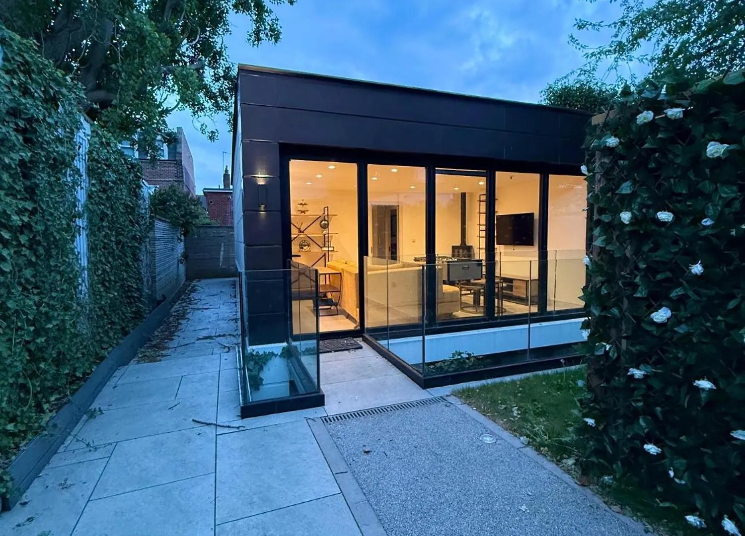 Holiday home Chic 2 Bedroom Modern Cave House London